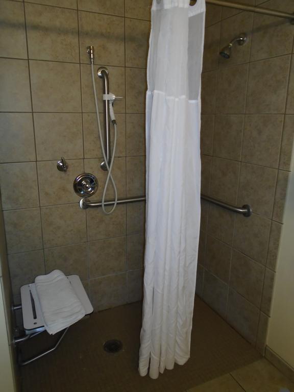 Casper C'Mon Inn Hotel & Suites Evansville Habitación foto